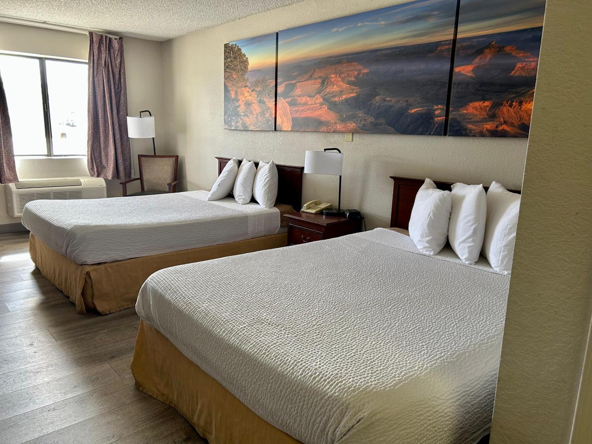 Days Inn By Wyndham Kingman West Экстерьер фото